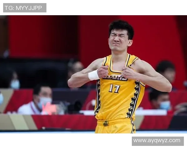 孙铭徽崴脚伤退引发系列赛不稳定因素球队前景堪忧